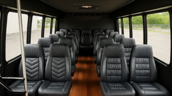 pomona 28 passenger minibus